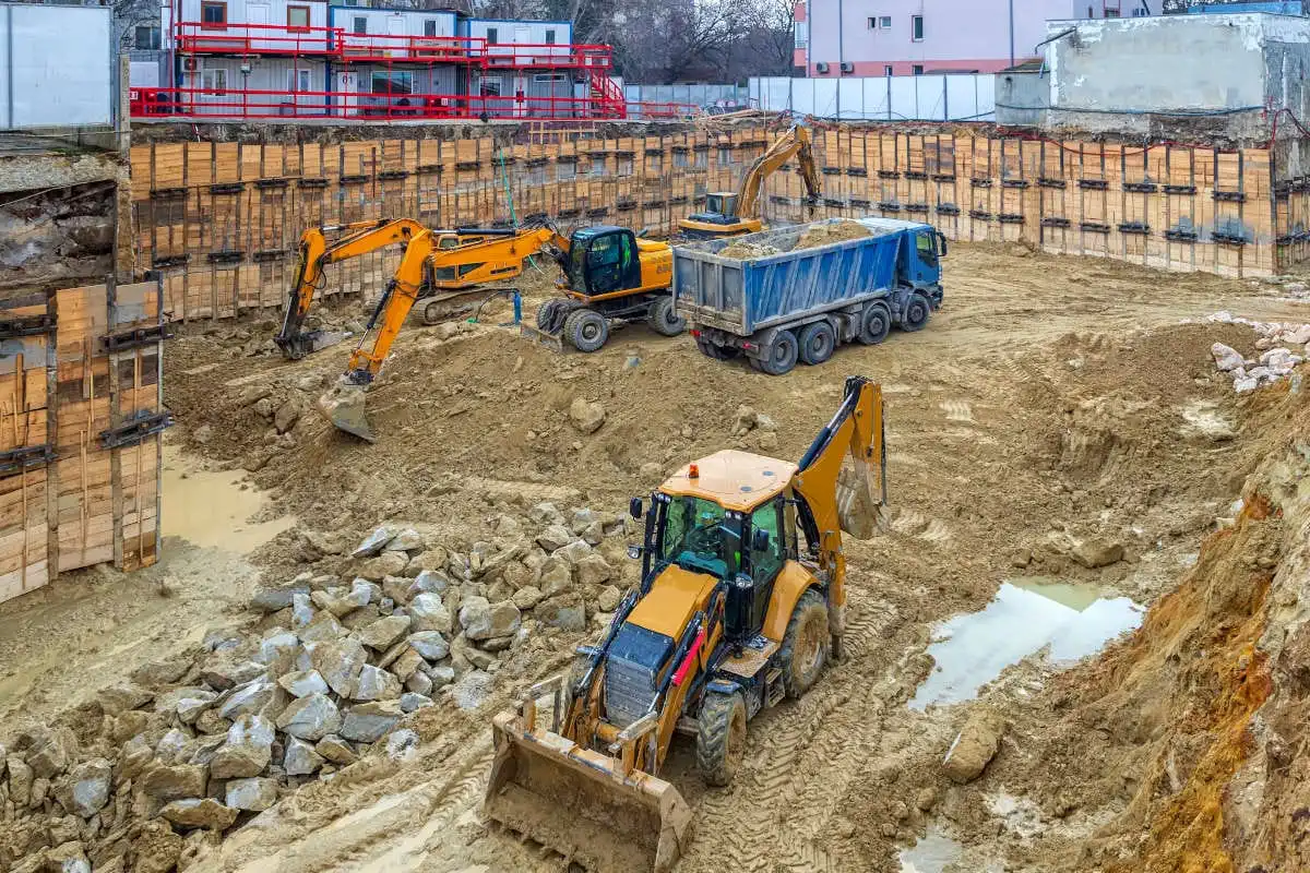 تیم مهندسی حرفه‌ای در اجرای پروژه‌های عمرانی و ساختمانی